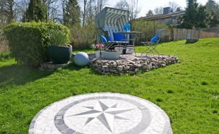 Grosser Garten und Terrasse.jpg